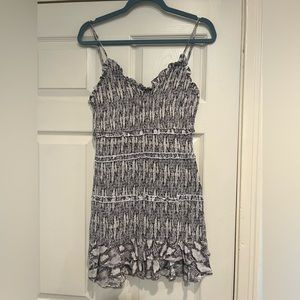 Karlie smocked snakeskin dress size Large